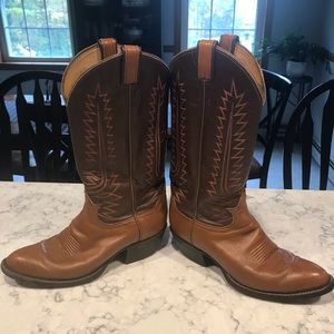Vintage tony lama cowboy boots